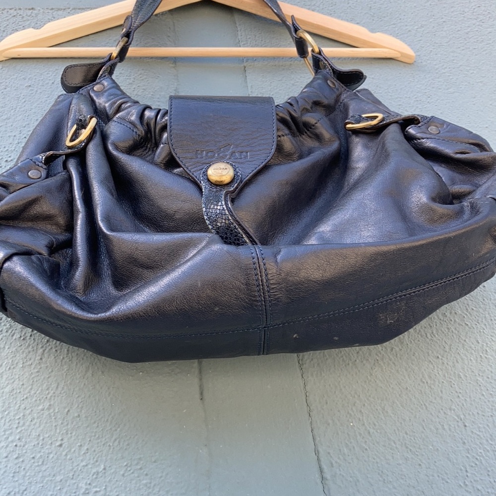 Hogan Navy Blue Butter Leather Shoulder Bag - Picture 11 of 14